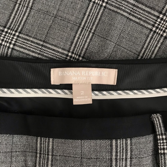 Banana Republic Glen Plaid Pants - Picture 2 of 12